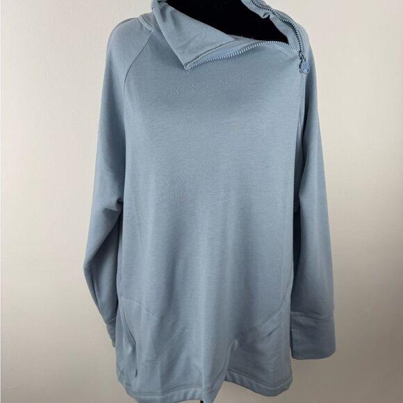 Jones New York Tops - Jones New York Soft Blue zip up neck sweatshirt women’s 1x